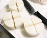 お鍋ひとつ！手羽元とお大根と玉子の煮物♡作り方1写真