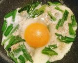 簡単♪旨い！ニラ入り目玉焼きのせトースト作り方1写真
