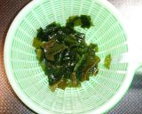 肥満防止に！白きくらげとわかめの酢の物作り方2写真