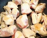 じゃがいも鶏肉の醤油マヨ炒め！作り方2写真