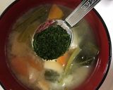 青海苔が決め手！小松菜とおあげの白味噌汁作り方6写真