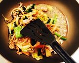 簡単春巻き♪野菜炒めリメイクで！作り方2写真