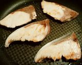 ぶりの照り焼き～ゴボウとシメジを添えて作り方4写真
