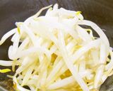 もやし１袋と油揚げ！具だくさん豆乳味噌汁作り方19写真
