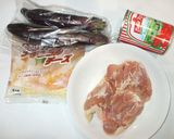 鶏もも肉のチーズトマトソース煮♪なす入り作り方1写真