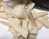 筍と蓮根の酢の物☆エディブルフラワー作り方1写真