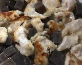 こんにゃくと鶏胸肉のテリマヨ炒め作り方7写真