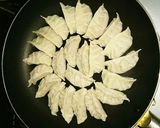 肉汁じゅわ～ん！うまい餃子＼(^o^)／作り方4写真