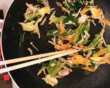 余りもの集合！卵野菜炒めのケチャマヨ掛♪作り方3写真