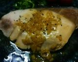 ブリの湯煮☆ガーリックバターソースがけ♪作り方5写真
