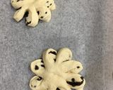 手ごね☆バター無☆チョコチップのお花パン作り方16写真