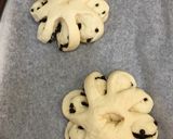 手ごね☆バター無☆チョコチップのお花パン作り方17写真