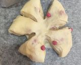 手ごね☆バターなし☆苺の粒ジャム入りパン作り方12写真