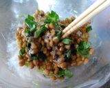 梅肉と三つ葉の納豆～時々揚げ玉～作り方2写真