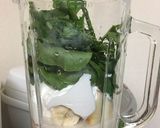 高タンパク☆フルーツグリーンスムージー作り方1写真