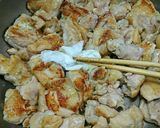 鶏肉の下味しっかり!ぷりっマヨっ炒め♪作り方3写真