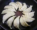 ヘルシー！オイルフリー☆鰤豆腐餃子作り方5写真