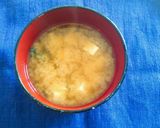 基本 豆腐とワカメの味噌汁作り方7写真