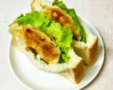 ソースが決め手！餃子ロールパン作り方10写真