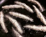 きびなごの唐揚げ(梅肉入り)作り方5写真
