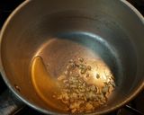 マッシュルームとトマトの味噌汁作り方5写真
