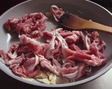 豚こまと青梗菜のにんにく醤油炒め作り方3写真