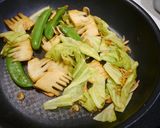 簡単！春野菜の桜えび焦がし醤油和え作り方3写真