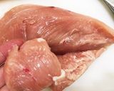 胸肉柔らかカレー風味ピカタ♪お弁当にも！作り方1写真