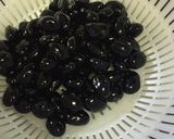 栗のせ　黒豆あんこ入りヨモギパン作り方5写真