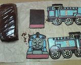 立体トーマス型・チョコレートケーキ作り方3写真