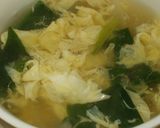定番★ふんわり玉子とほうれん草のスープ作り方7写真
