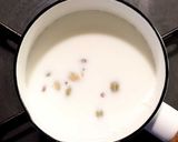 スパイスの女王★カルダモンホットミルク作り方4写真
