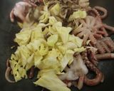 イカ焼きそばでもんじゃ焼きです＾＾作り方2写真