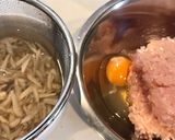甘味噌ダレで鶏と牛蒡の揚げ団子作り方1写真