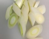 風邪の時に！しめじと豚肉の生姜スープ作り方1写真