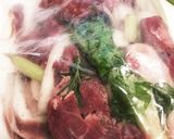 牛肩ロースの赤ワイン煮込み＜時短＞作り方2写真