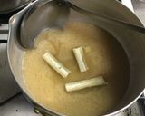 リメイク・みそ汁＋たまごポン！作り方1写真