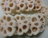 ✿ぶりのミンチ詰め焼き花れんこん✿作り方1写真