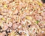 ピリ辛！甘辛！肉味噌そぼろのレタス包み作り方2写真