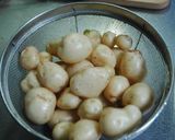 新じゃがの煮っころがし☆バター醤油味作り方2写真