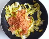 春キャベツと鮭の春色丼作り方2写真