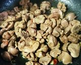 砂ずりのピリ辛にんにく炒め作り方5写真