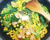 コーンと小松菜でホタテのバター醤油炒め作り方7写真