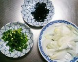 ☆５分で完成☆新玉葱とわかめの中華スープ作り方1写真