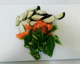 余り野菜で簡単豚の甘味噌炒め♪作り方2写真
