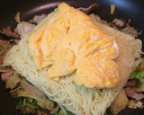 大きめふわふわ卵が美味しい！焼きそば作り方3写真