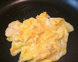 大きめふわふわ卵が美味しい！焼きそば作り方1写真