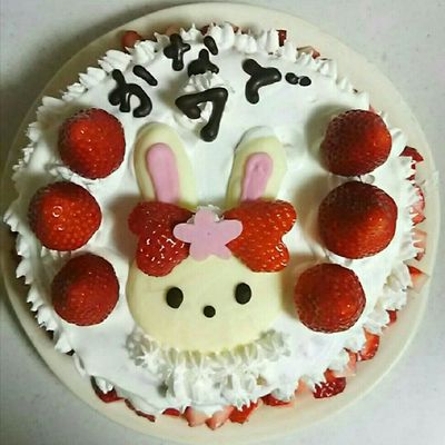 うさぎいちごショートケーキ　ケーキカップ いちごのショートケーキ🎂にいちごムースうさぎ🐰 Strawberry