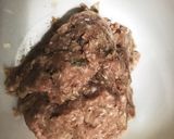 アレンジ 餃子の具で肉団子中華スープ作り方1写真
