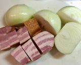 ベーコンブロックと新玉ねぎのコンソメ煮作り方1写真